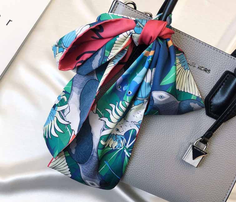 Tie silk scarf to a Handbag